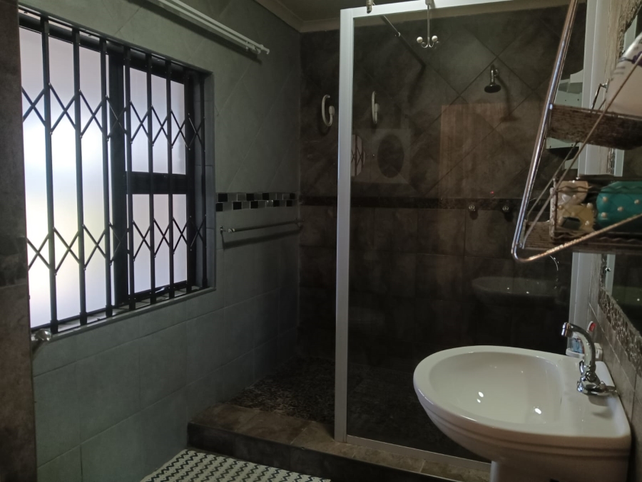 3 Bedroom Property for Sale in Gonubie Eastern Cape